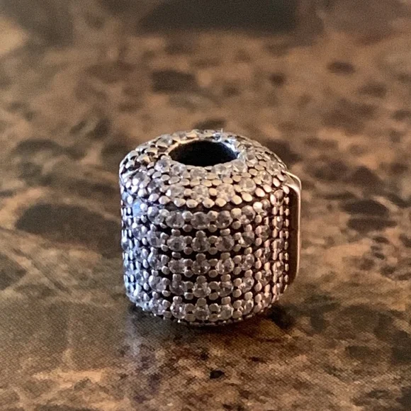 COPY - Authentic Pandora Pave Barrel Clip Charm S925 ALE Cubic Zirconia Sterlin… - Picture 3 of 6